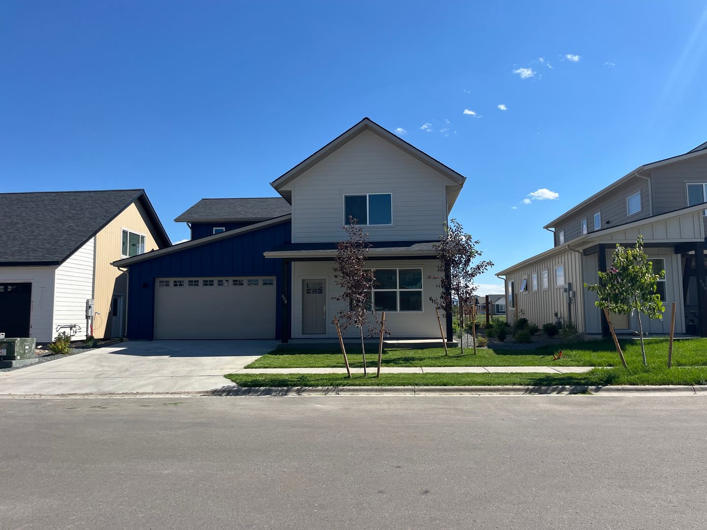 Belgrade House: 608 Companion Way