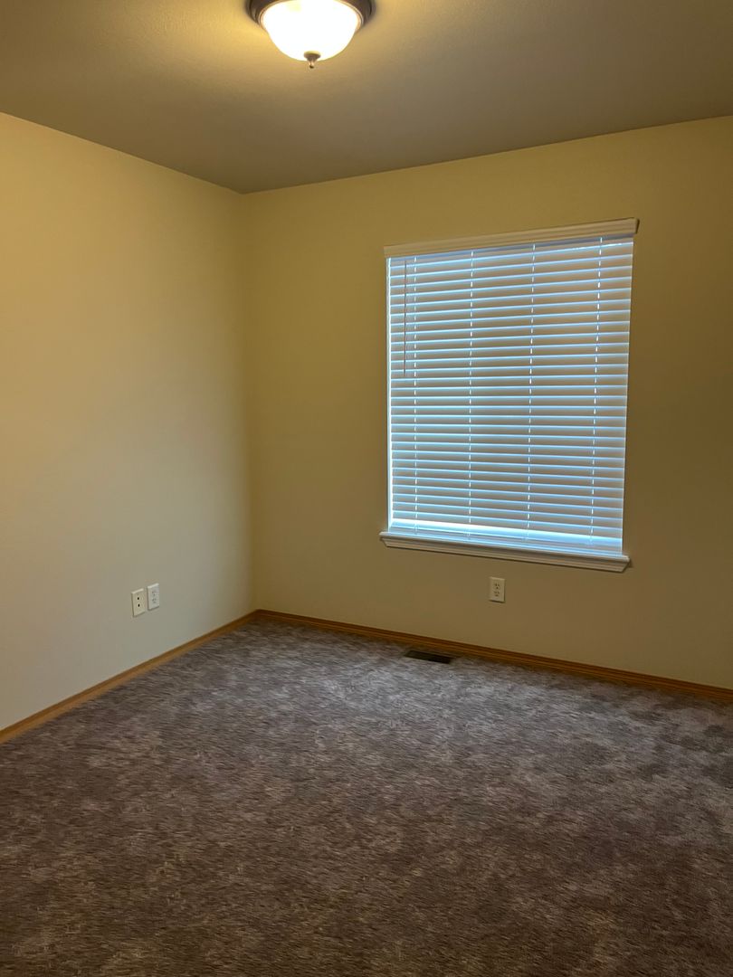 Belgrade Apartment: West Shore Drive
