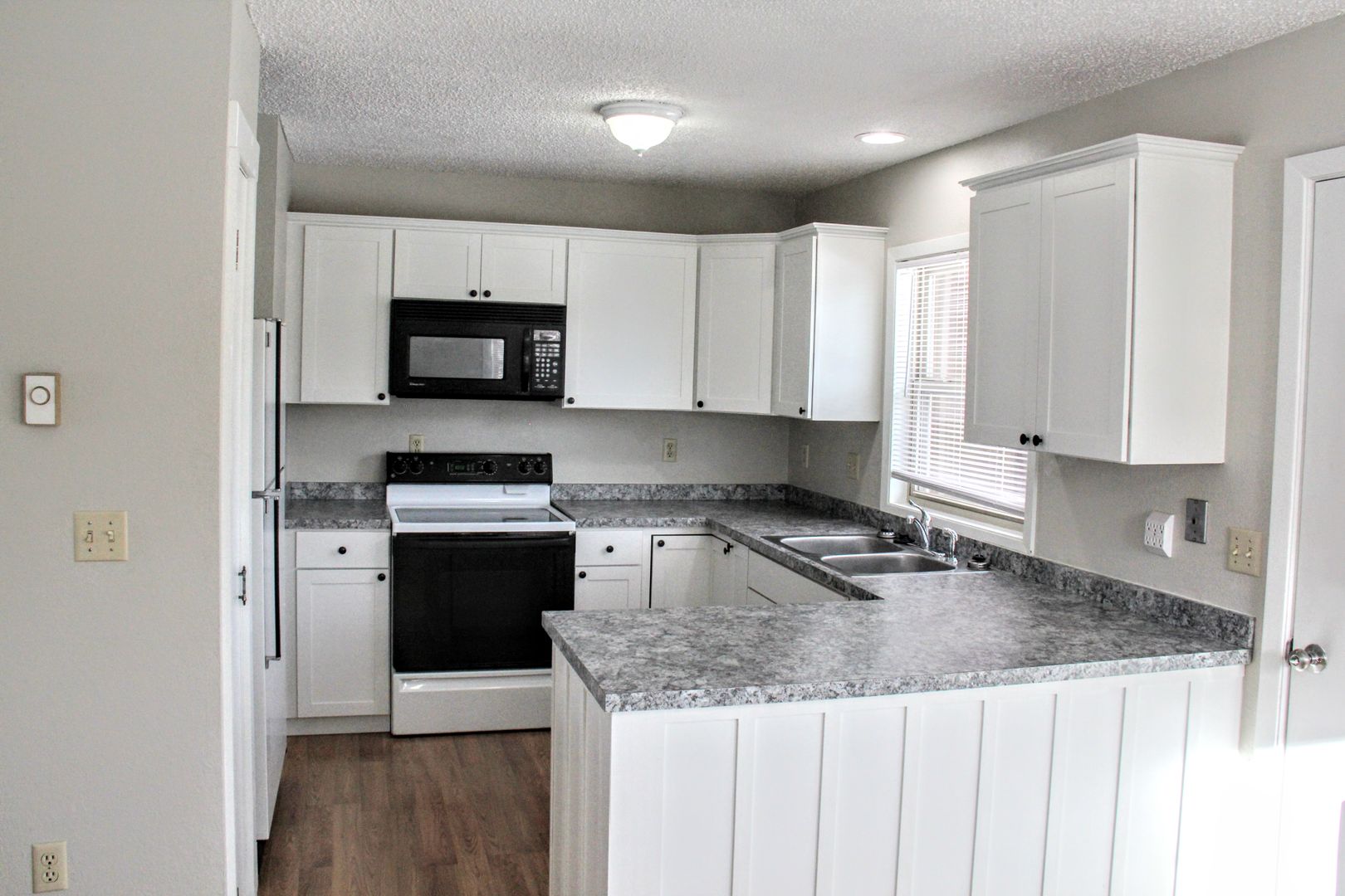 Belgrade Apartment: 505 W Central