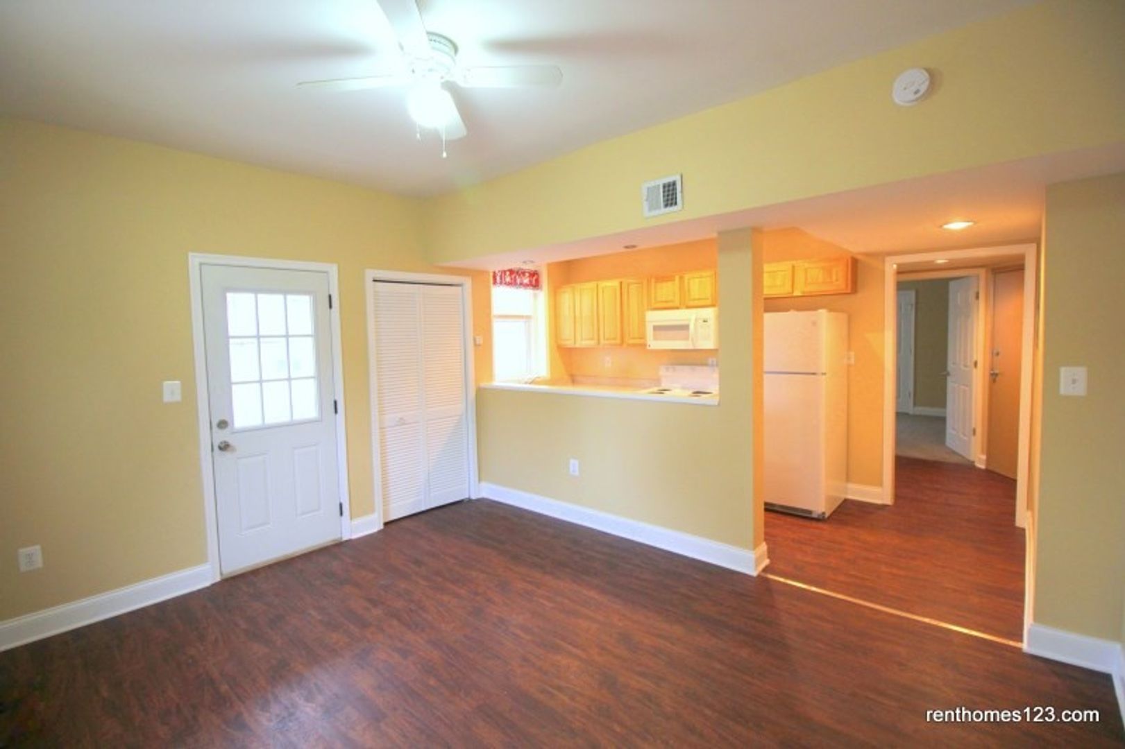 Baltimore Apartment: 2401 Garrison Blvd
