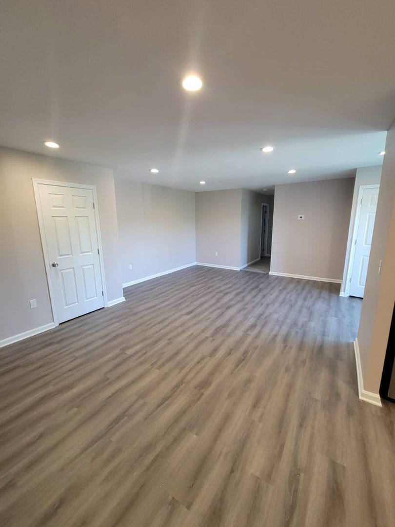 BALTIMORE Apartment: 6807 Park Heights Ave