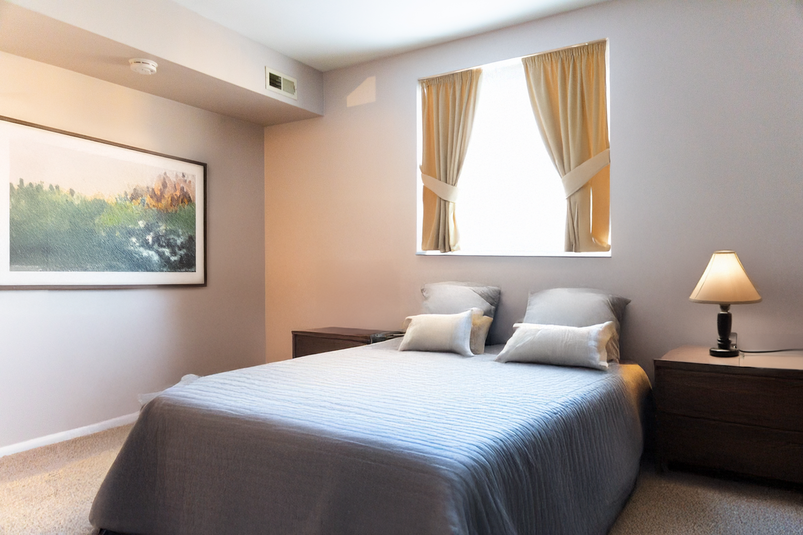 Beautifully Updated 2-Bedroom in Grove Park—Transit Access 3 of 6