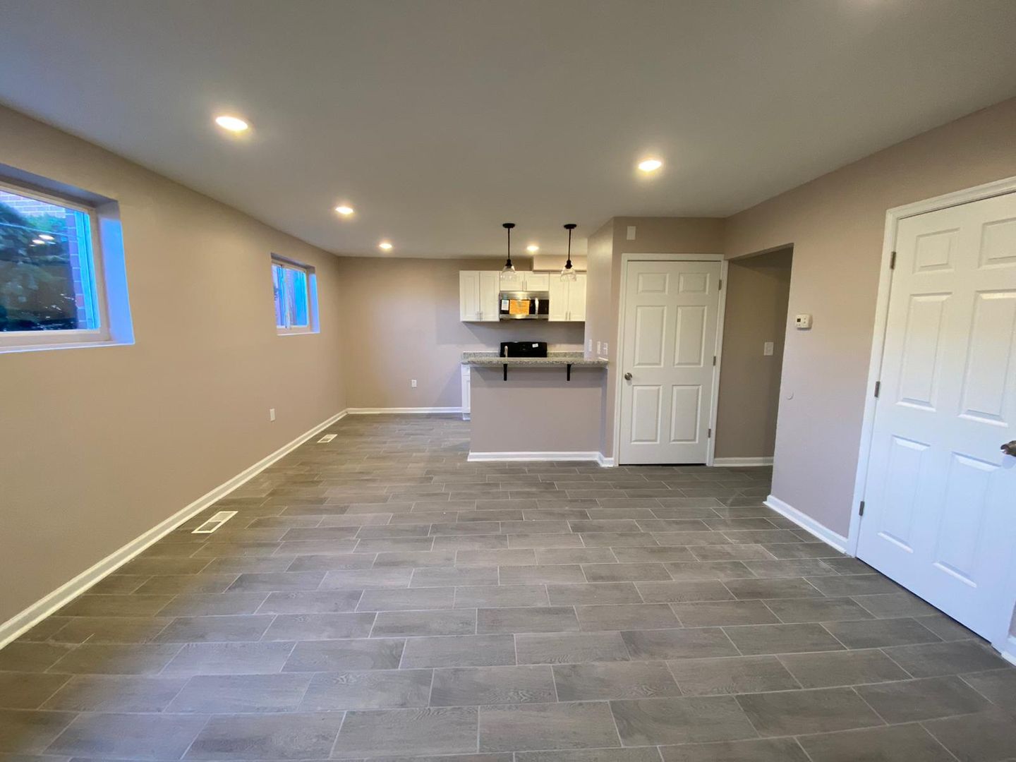 Baltimore Apartment: 4714 Greenspring Ave