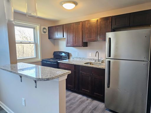 * Newly Renovated * – photo 1