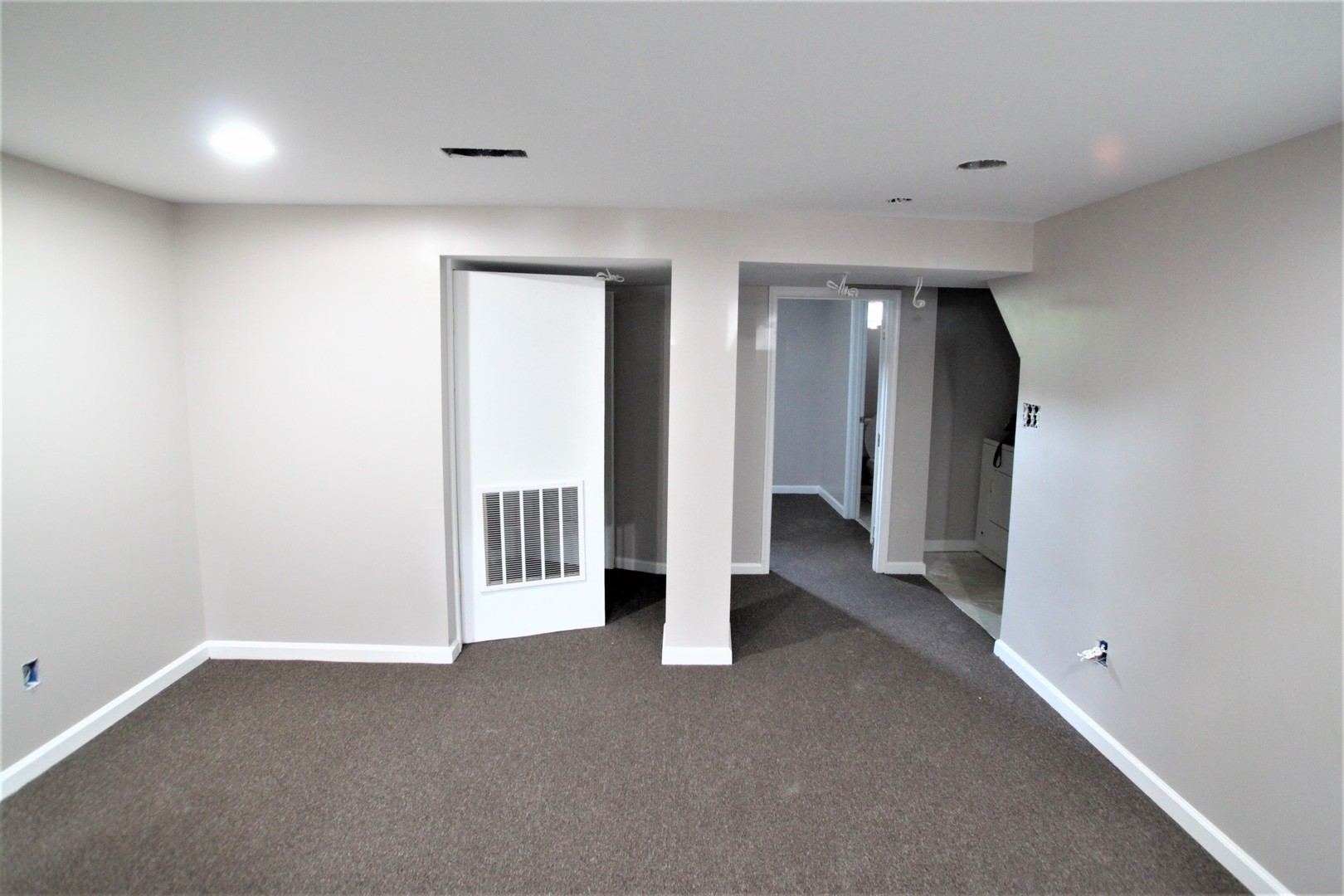 5525 Daywalt Ave 6 of 7