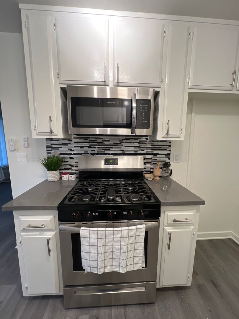 Stanton Apartment: 12381 Arrowhead Street