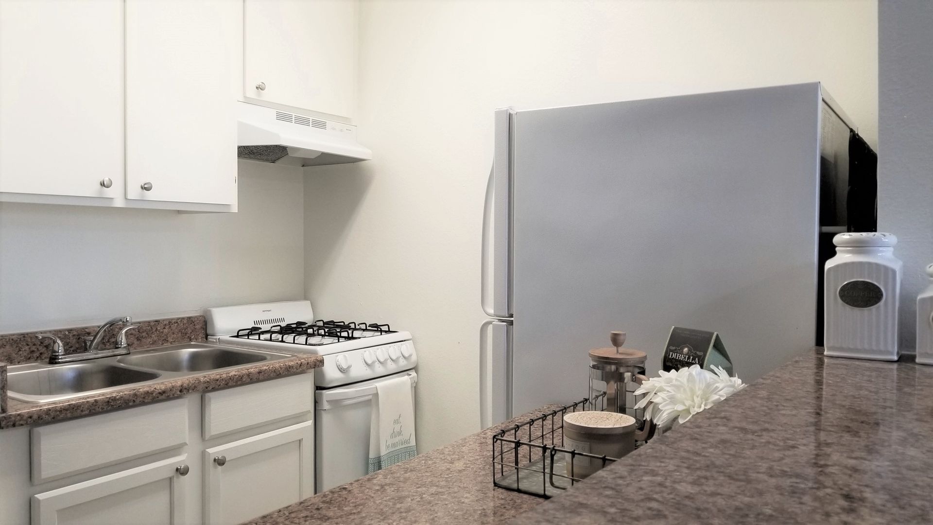 Artesia Apartment: 11901 176th Street