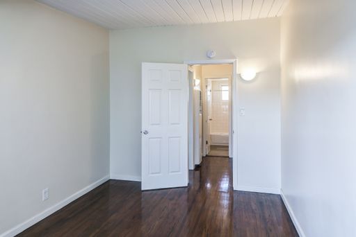 Marine Terrace 2+1 UPSTAIRS