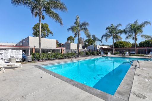 The living is easy here. Make your move this summer! – photo 1