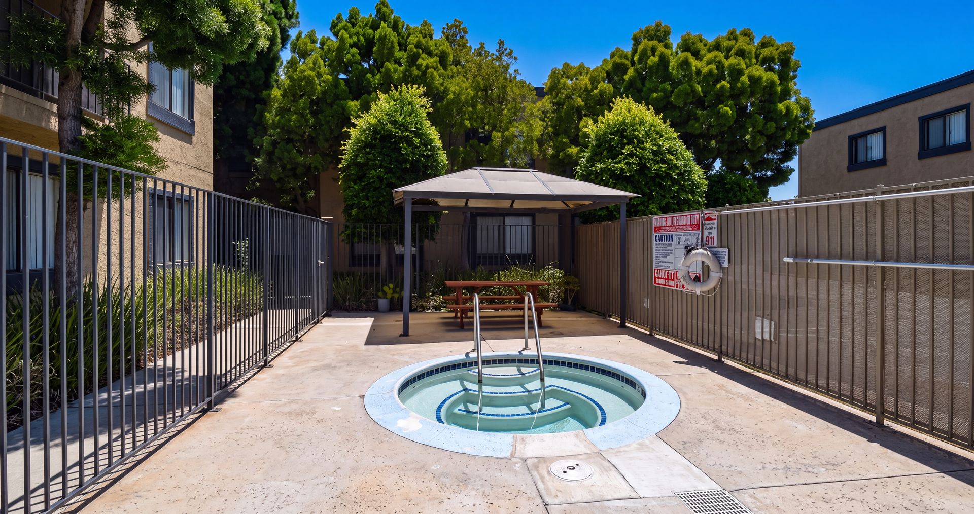 Gardena Apartment: 14733 Chadron Avenue