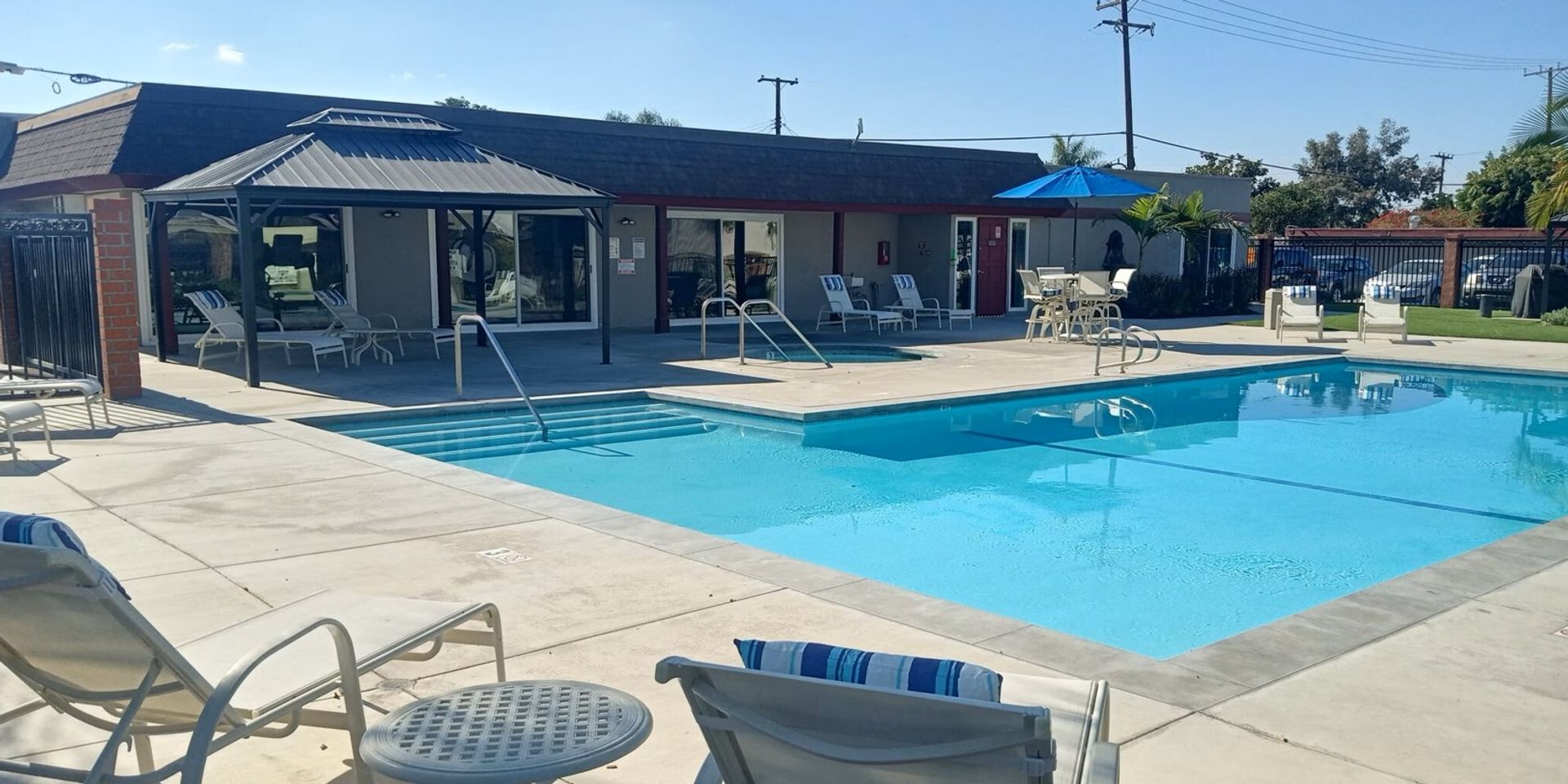 Anaheim Apartment: 2020 West Alameda Avenue