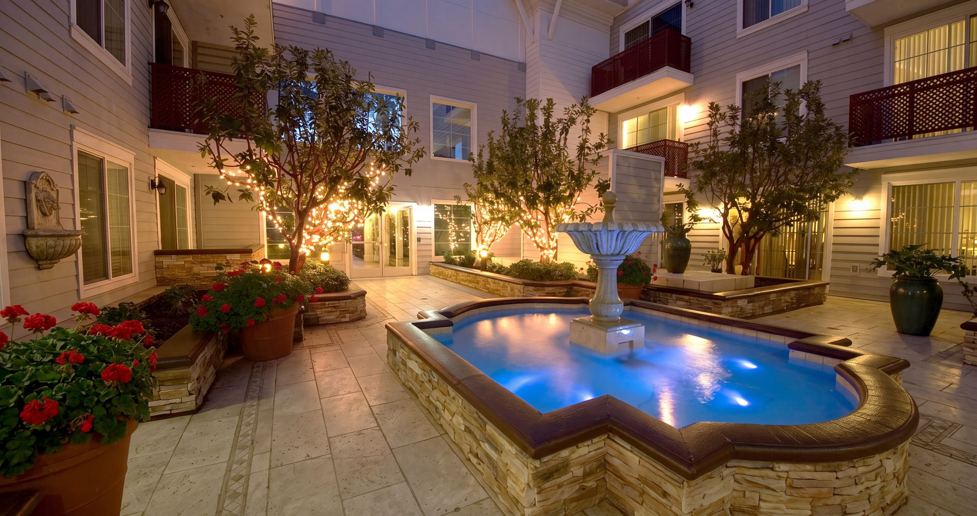 Los Angeles Apartment: 426 South Sepulveda