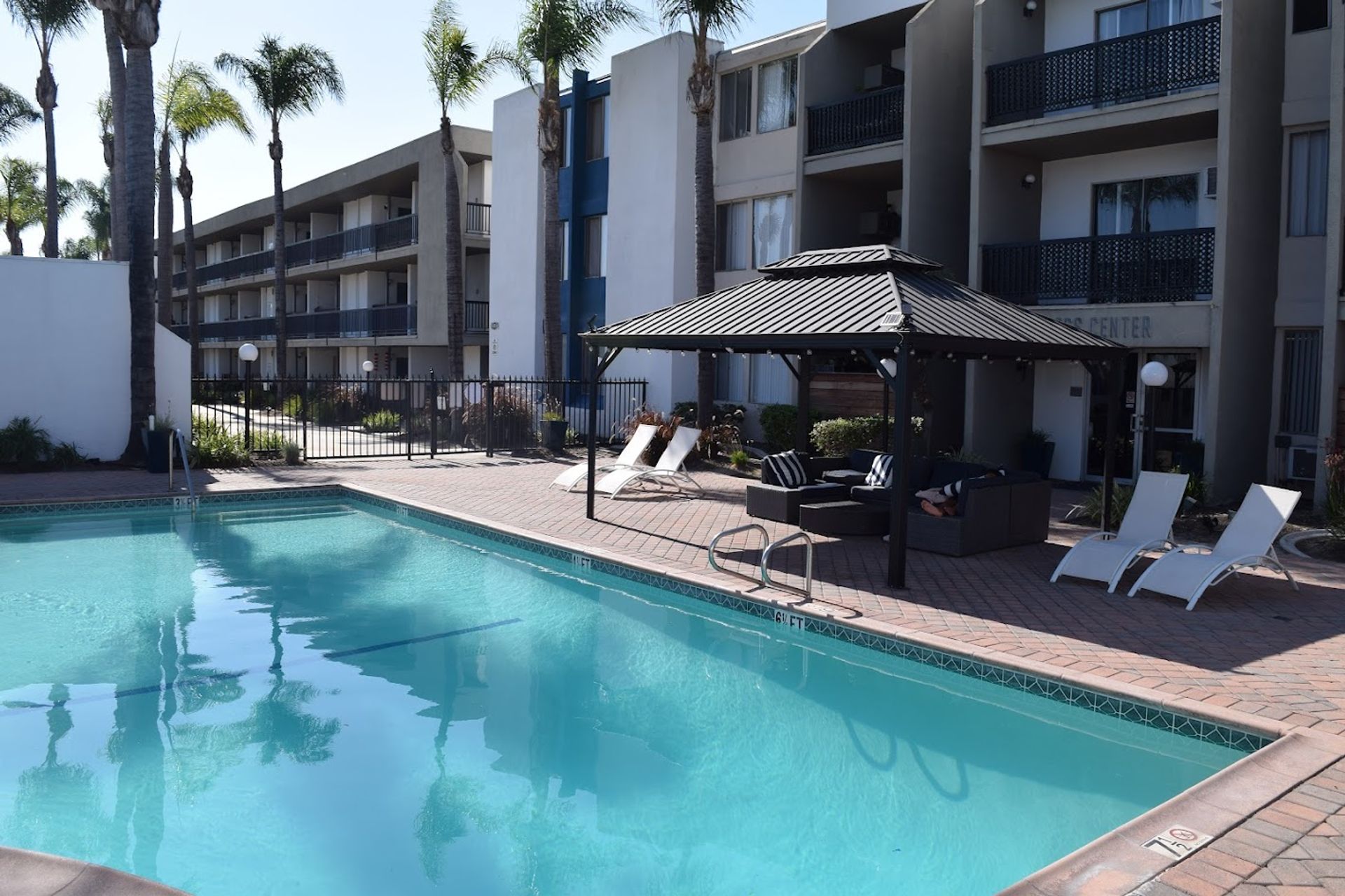 Anaheim Apartment: 1020 Magnolia Avenue