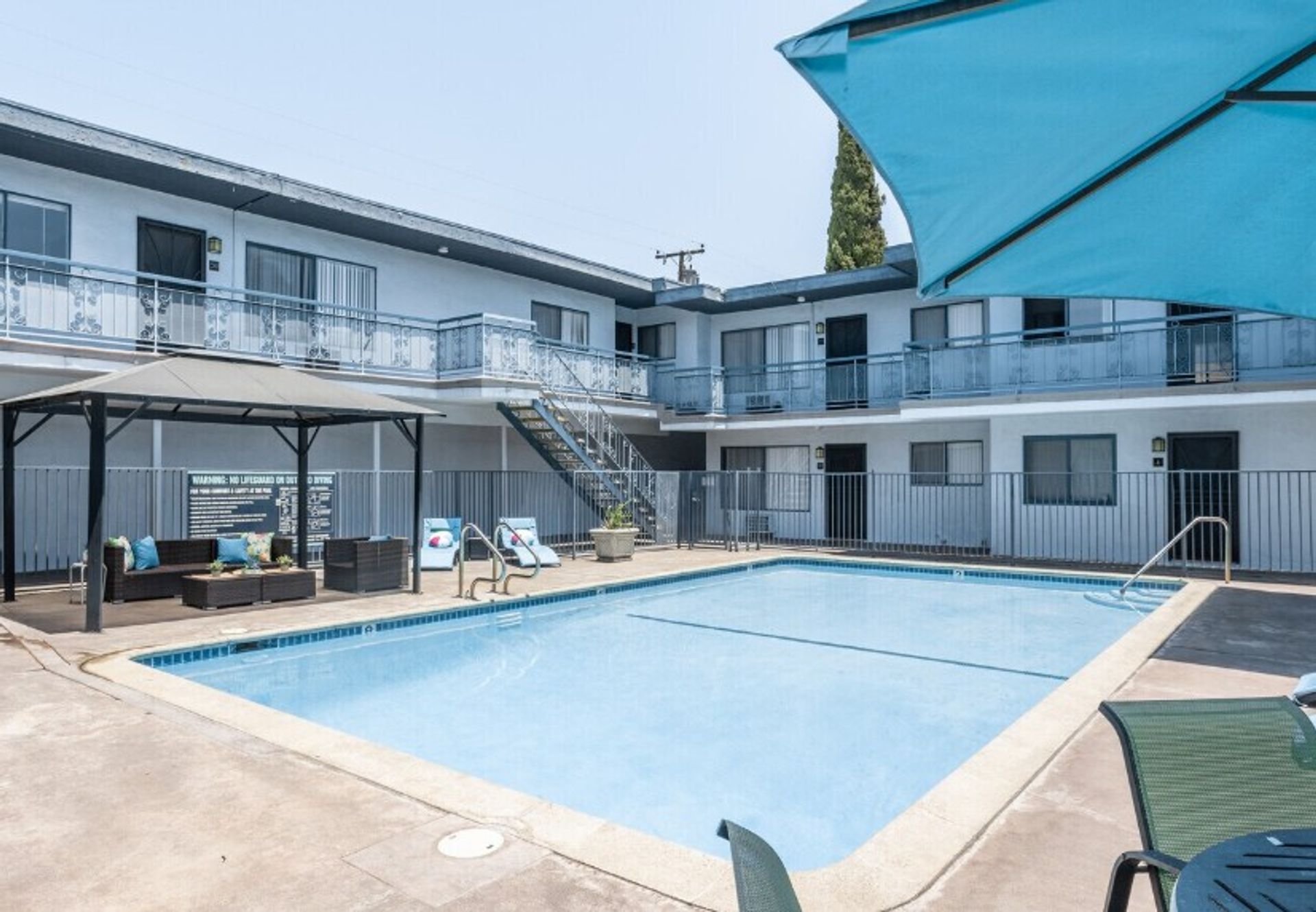 Fullerton Apartment: 2635 Milton Avenue