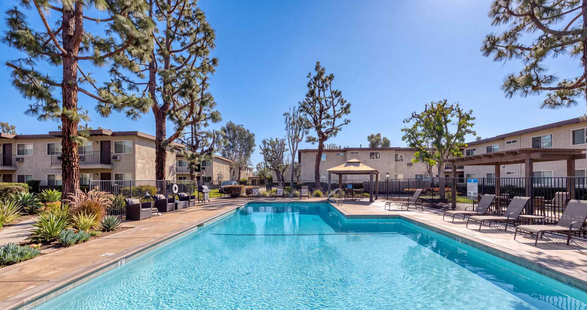 Artesia Apartment: 11901 176th Street