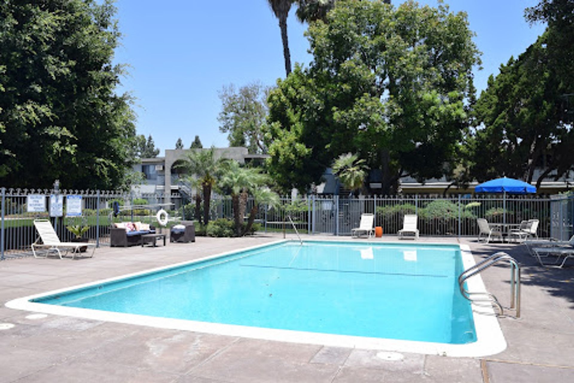 Cerritos Apartment: 18427 Studebaker Road