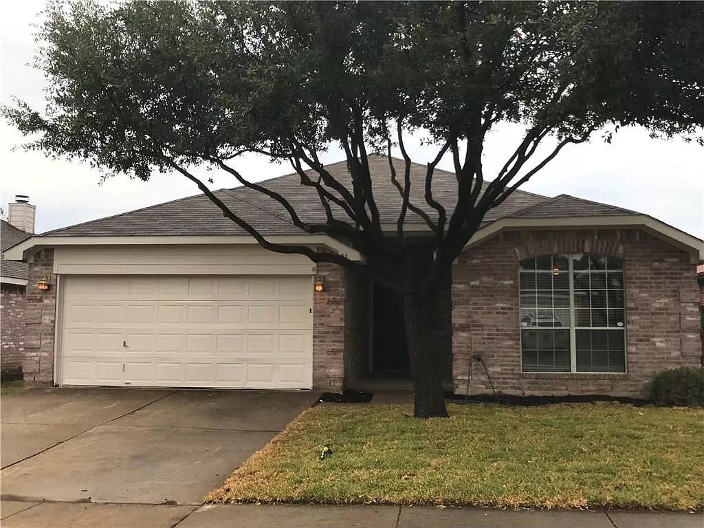 Arlington House: 314 Tioga Dr