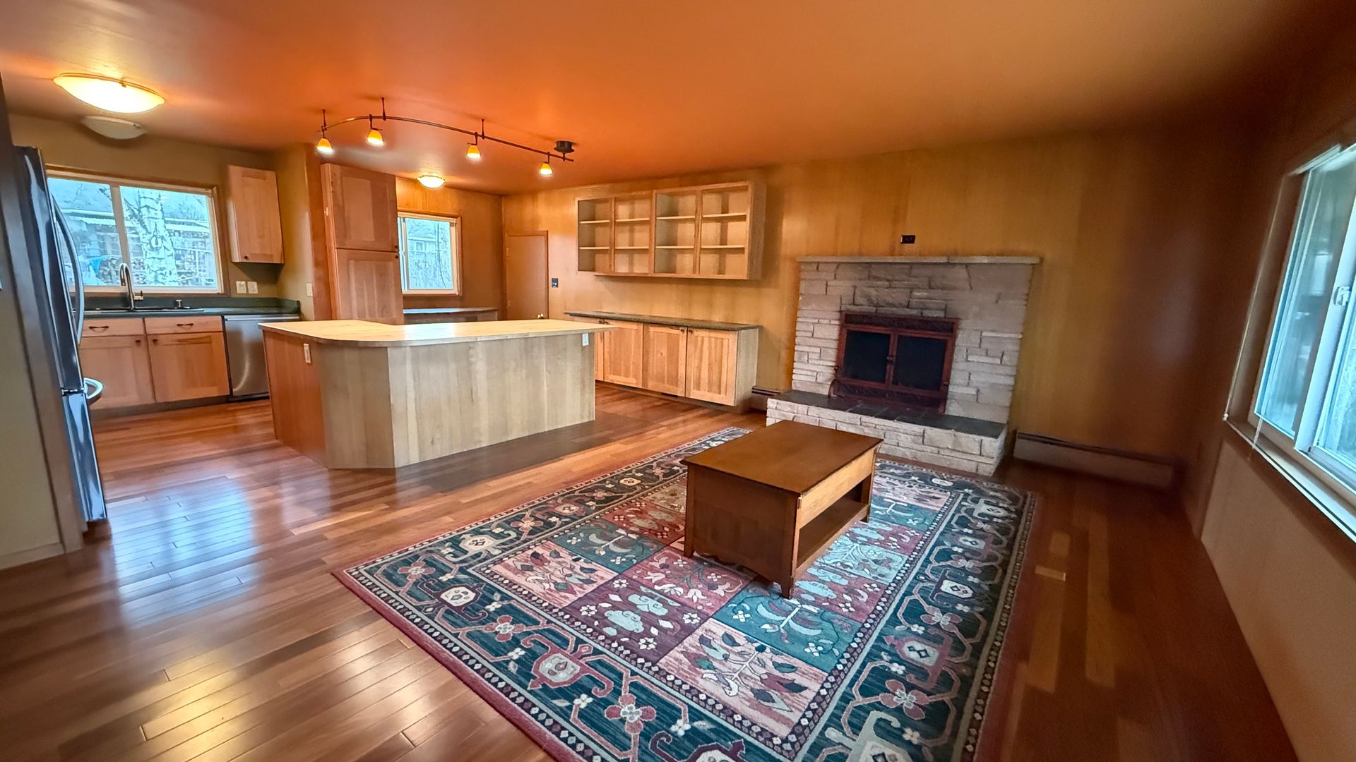 Anchorage House: 1353 M Street