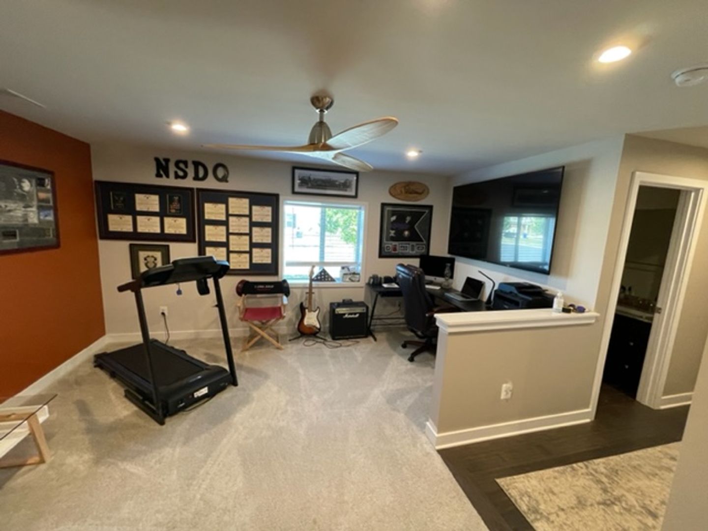 Dumfries House: 18157 Red Mulberry Rd