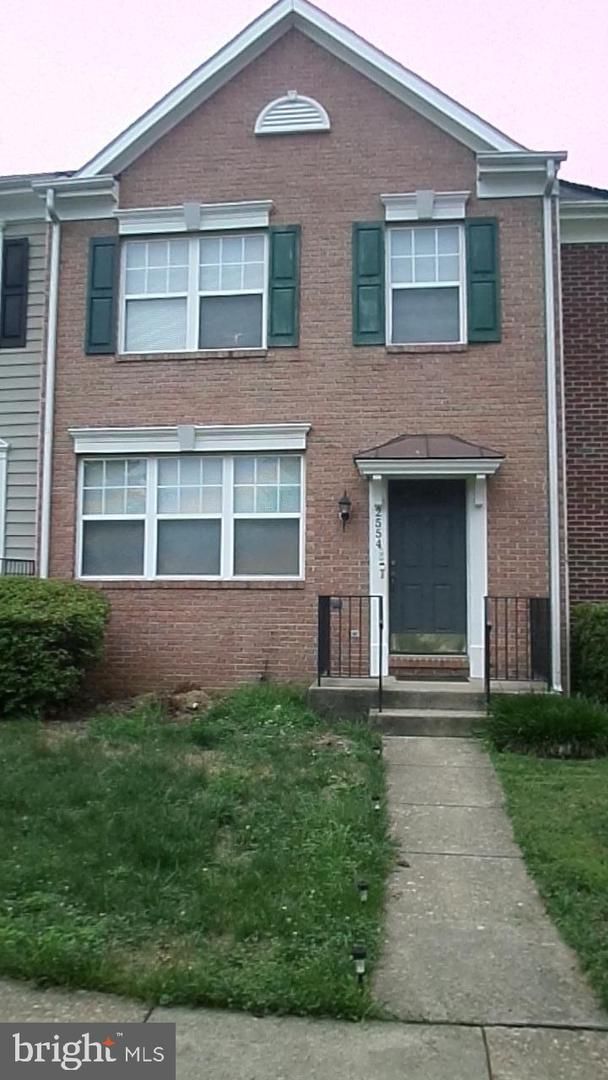 Woodbridge House: 2554 Miranda Ct