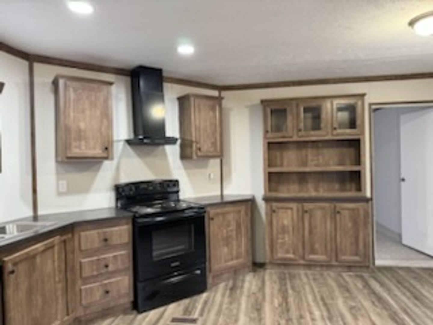 Ripley Apartment: 1 Trademark Lane