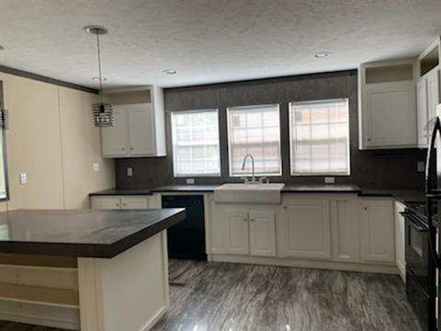 Ripley Apartment: 1 Trademark Lane
