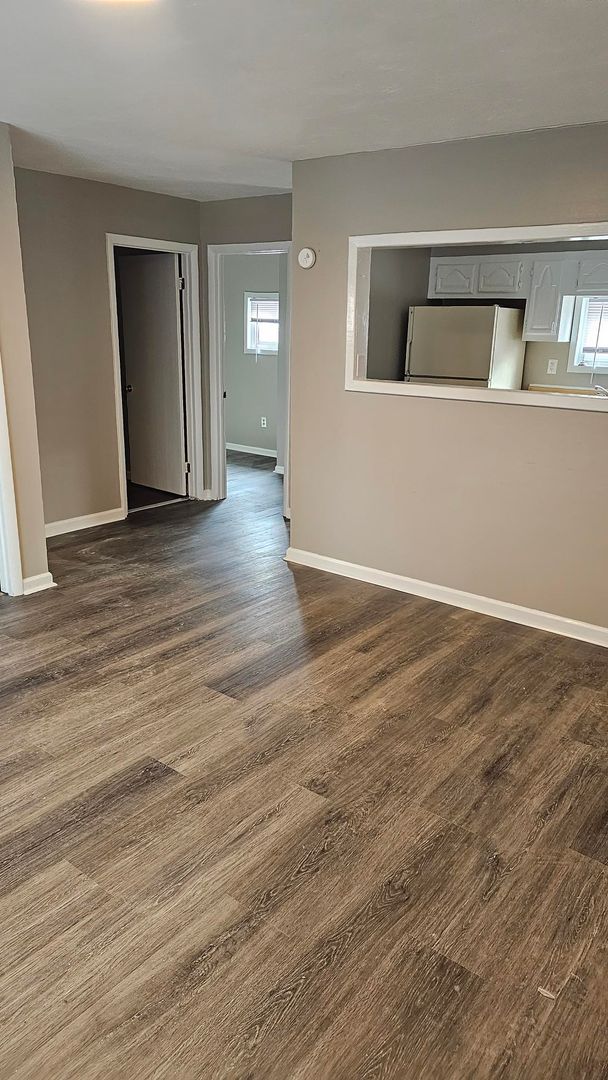 Ripley Apartment: Mill Creek Lane