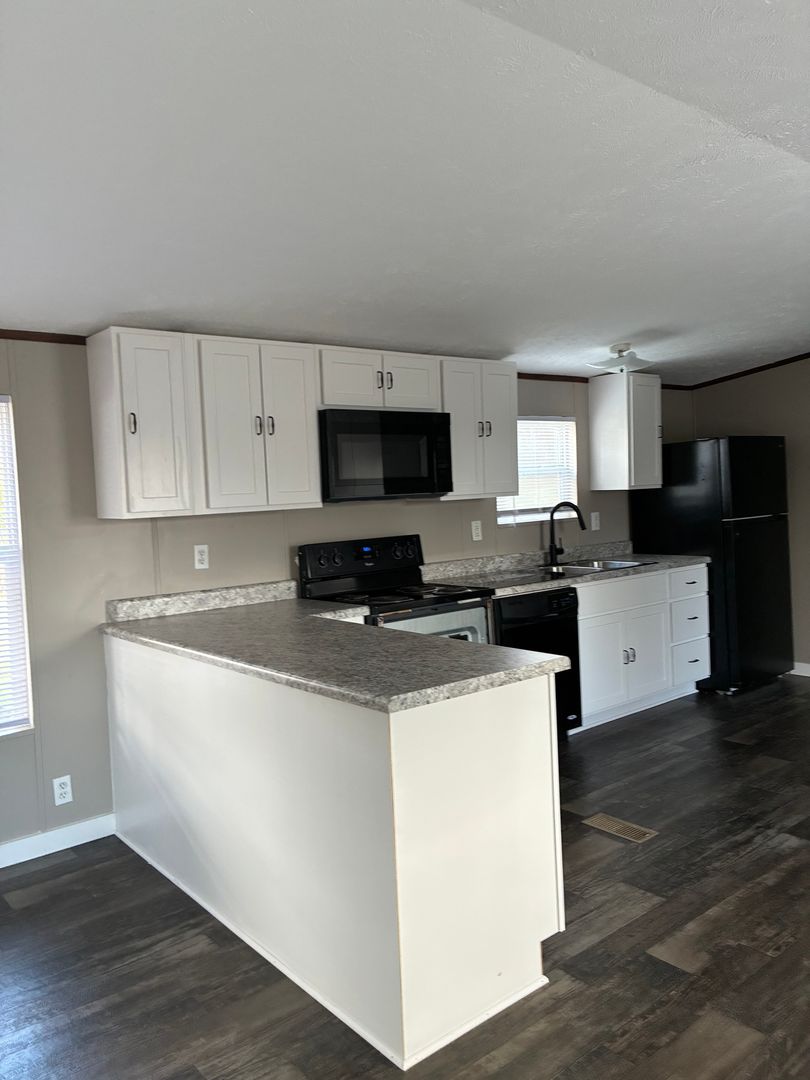 Kenna Apartment: 53 Fortner Drive