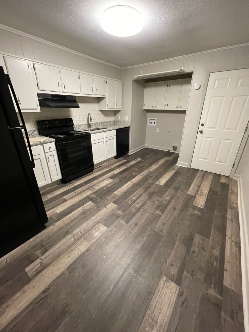 Jonesboro Apartment: 406-408 Rogers