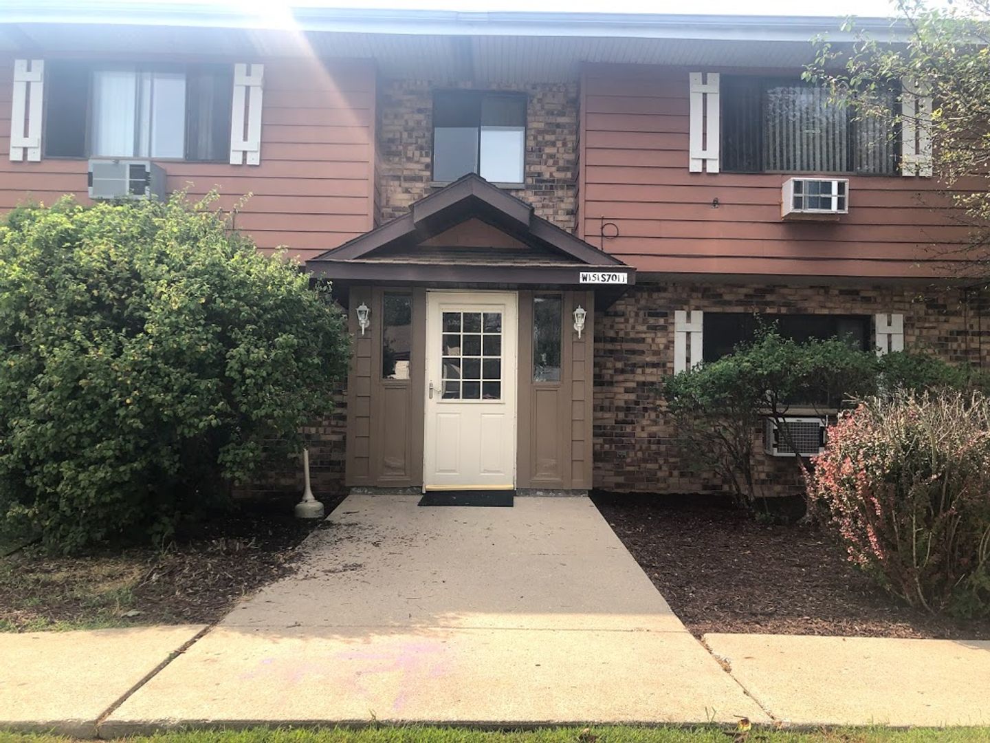 Muskego Apartment: W151S7011 Cornell Circle