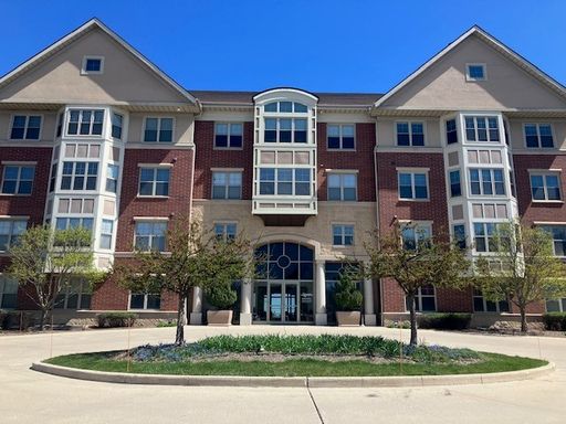 Rare Two Bedroom - Two Bathroom Condo at The Landing Off Lake Michigan!