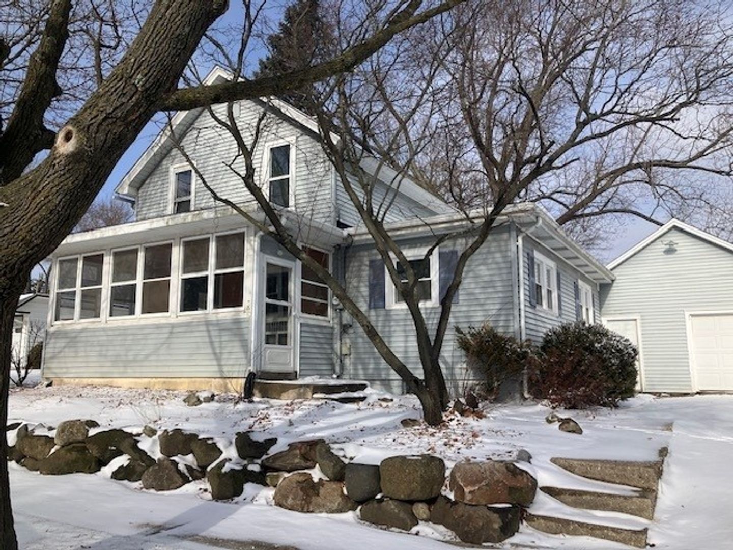 Burlington House: 512 Tower Street