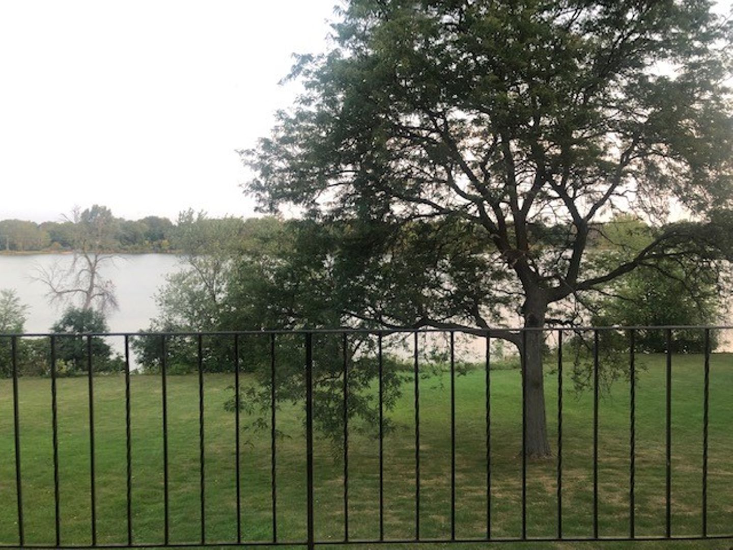 Delavan Apartment: 211 N 2nd Street