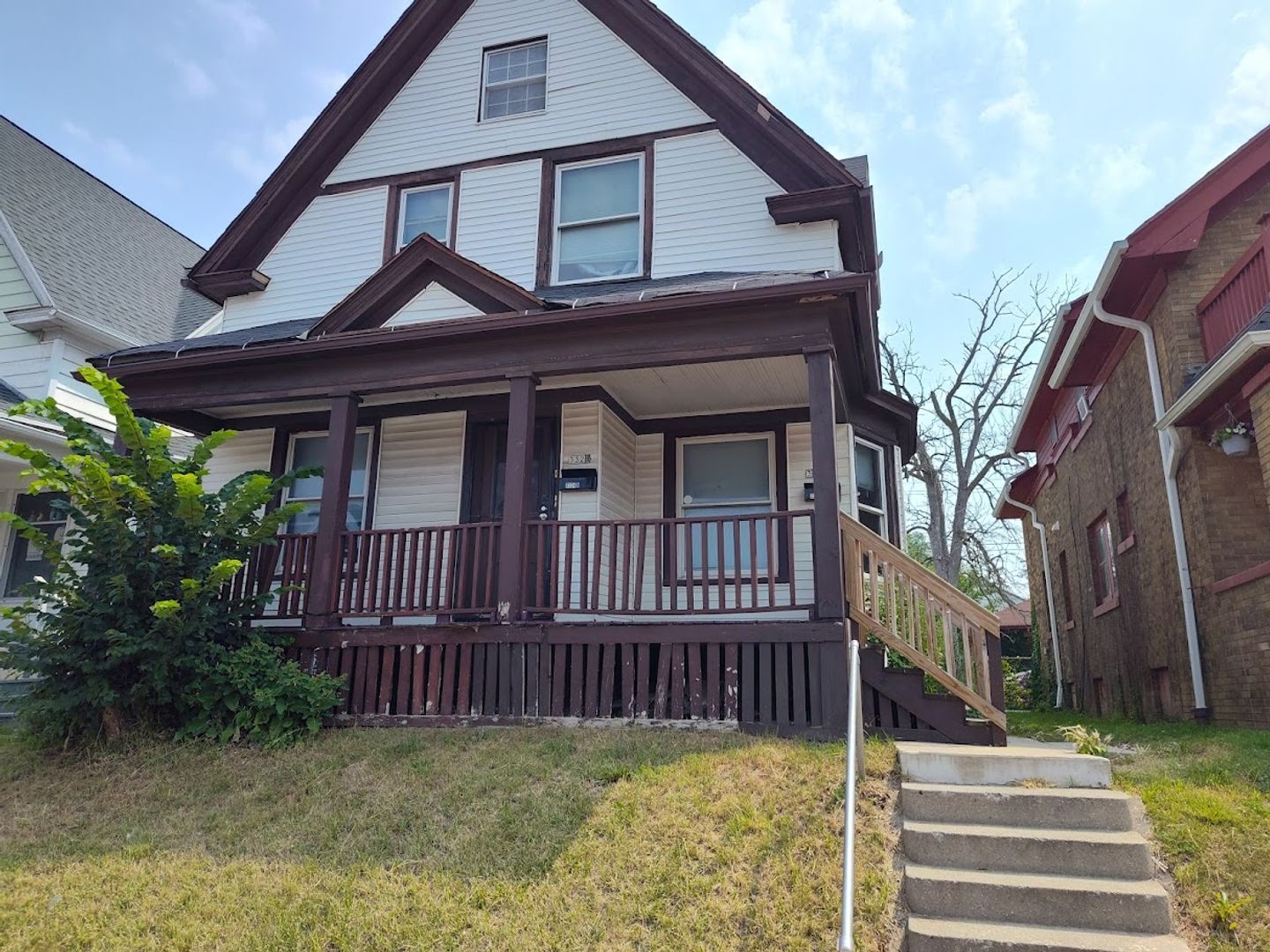 MILWAUKEE Apartment: 3324 N 27TH STREET