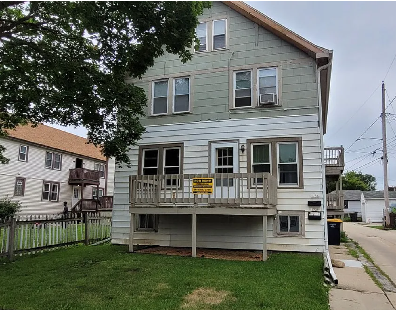 West Allis Apartment: 1728-30 S 88th St