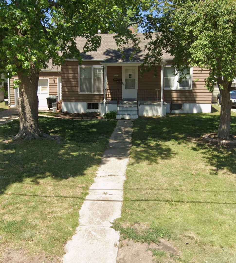 Great Bend House: 2514 17th St.