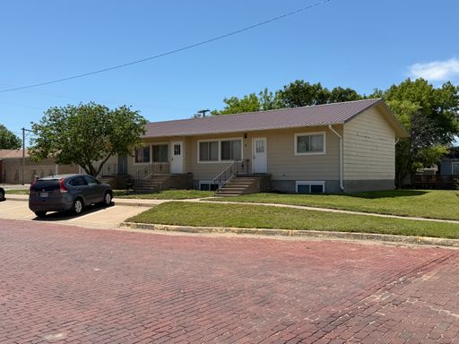 2 Bedroom 1 Bathroom Apartment