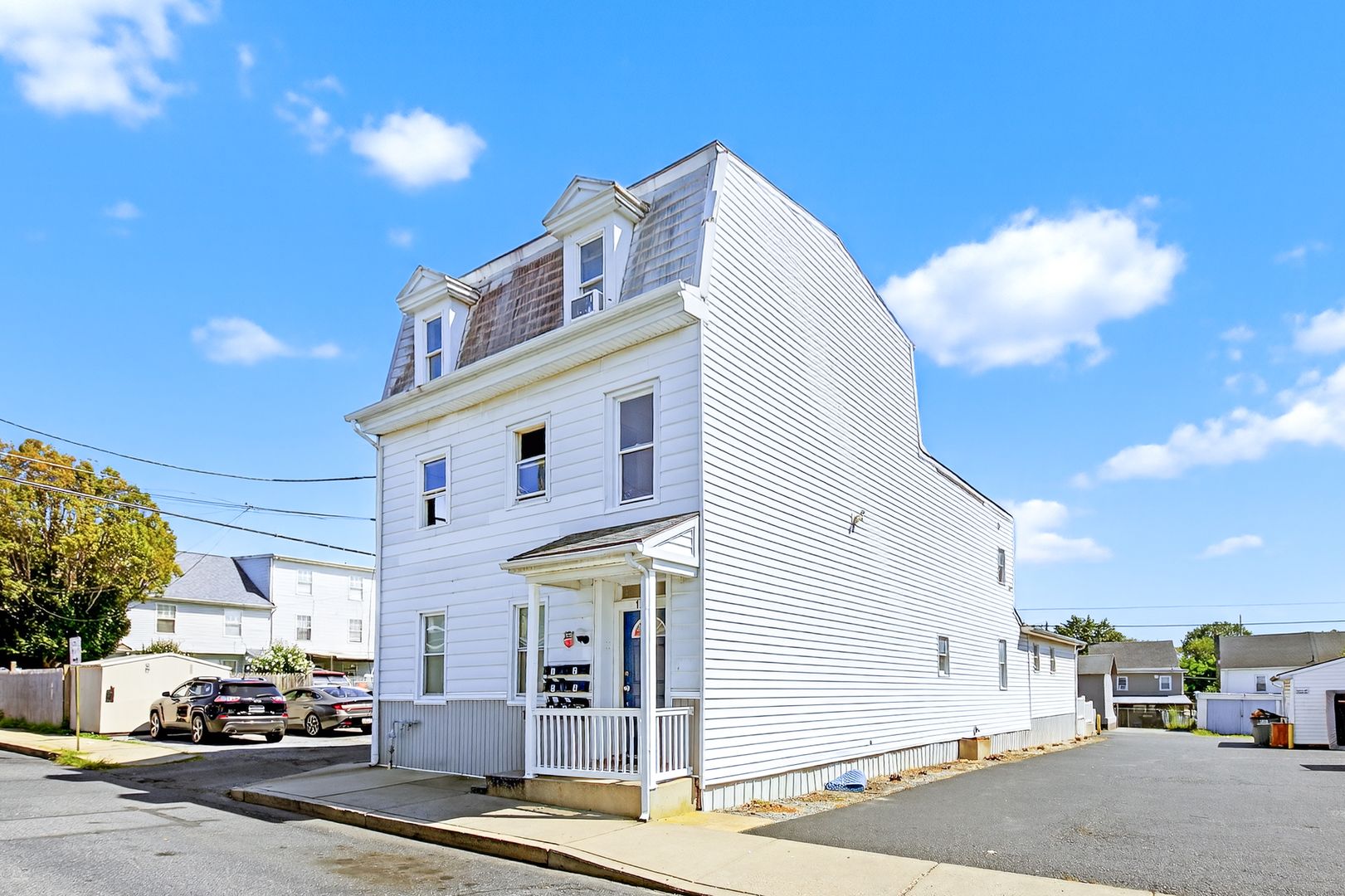 Lebanon Apartment: 1216 Brandywine Street