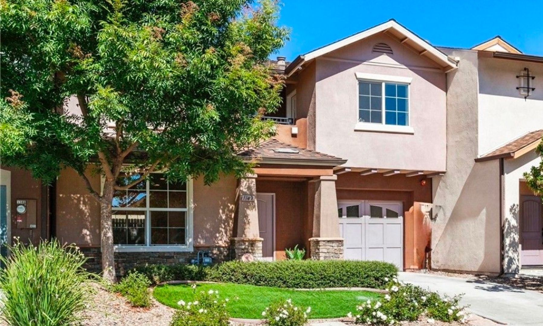 Atascadero House: 1142 Galleria Cir