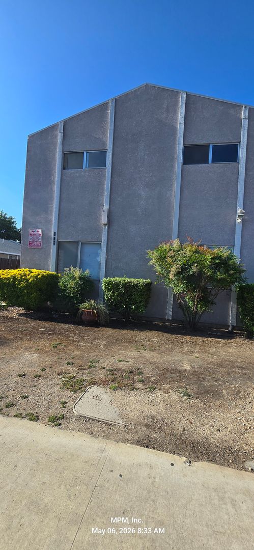 Paso Robles Apartment: 102 Myrtlewood Dr (A-C)