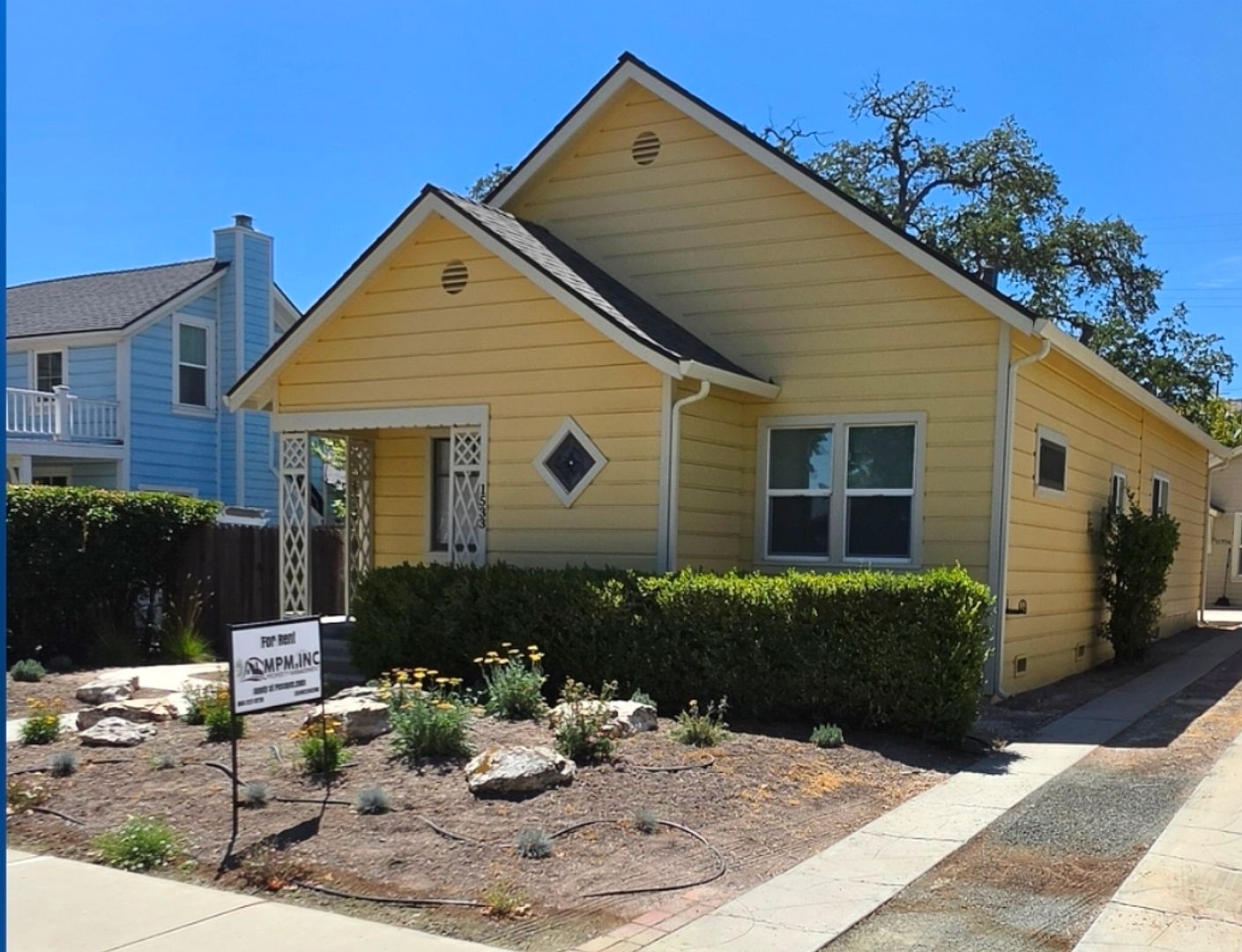 Paso Robles House: 1533 Vine Street