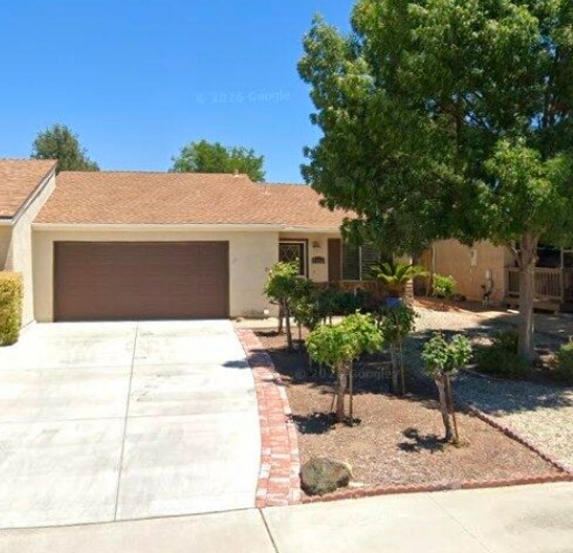 Paso Robles House: 1830 Kings Dr