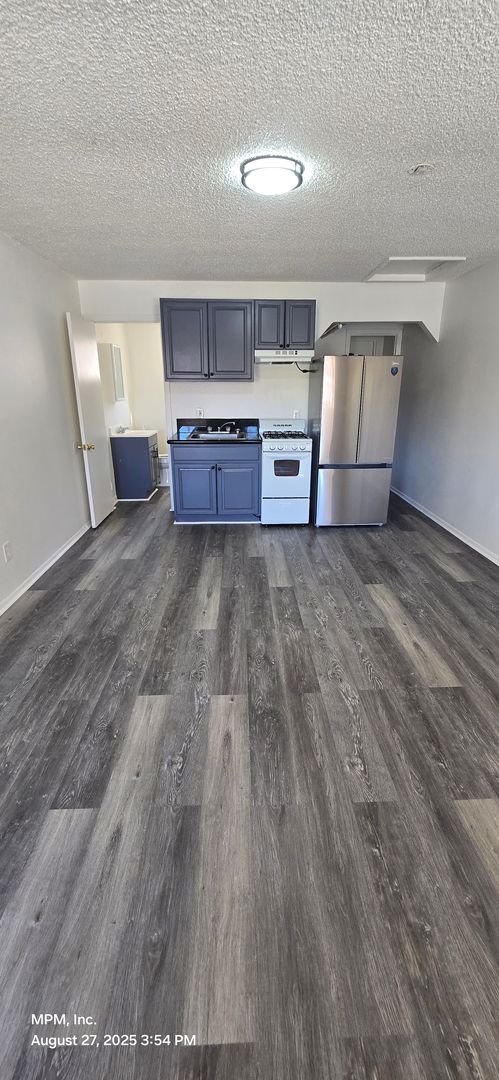 Paso Robles Apartment: 3505 Spring Street Apts
