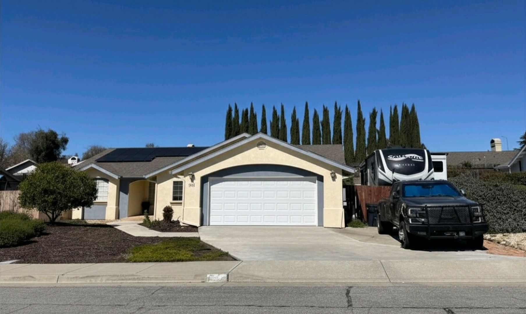 Paso Robles House: 303 Rainbow Crt