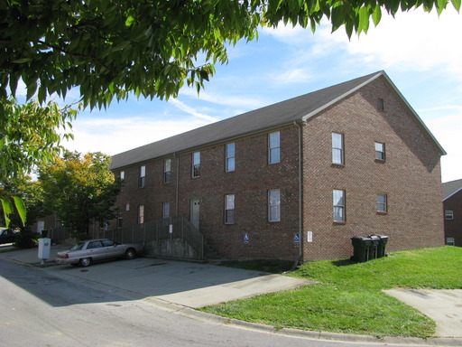 All Electric, 2 BR! Downstairs Apt; Fresh Paint, All Electric; Off-Street Parking, Small Pets Ok – photo 1