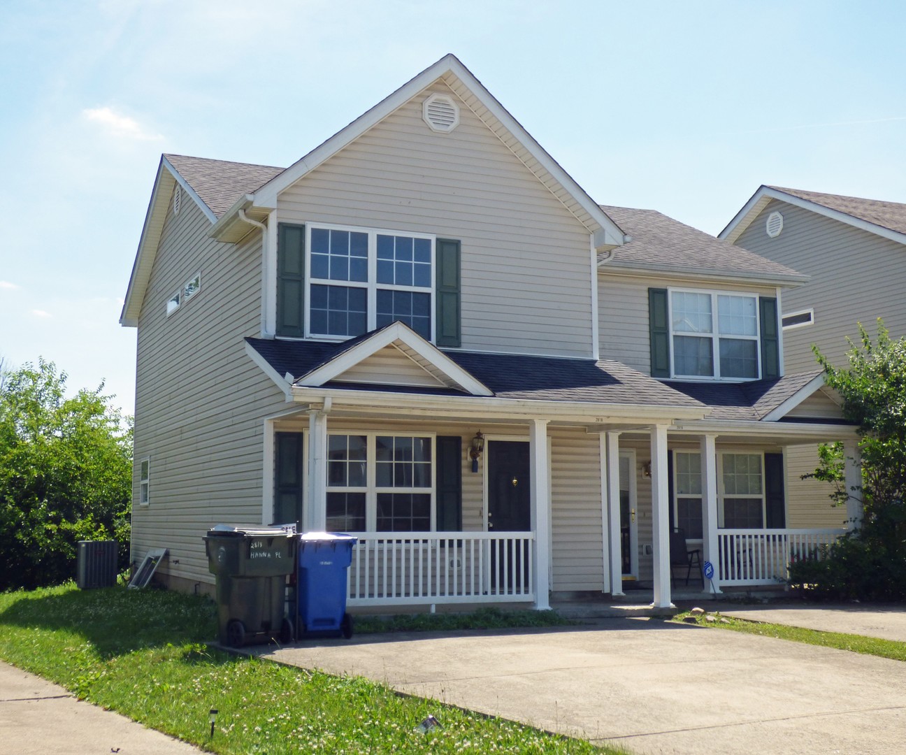 Lexington House: 2818 Hanna Place