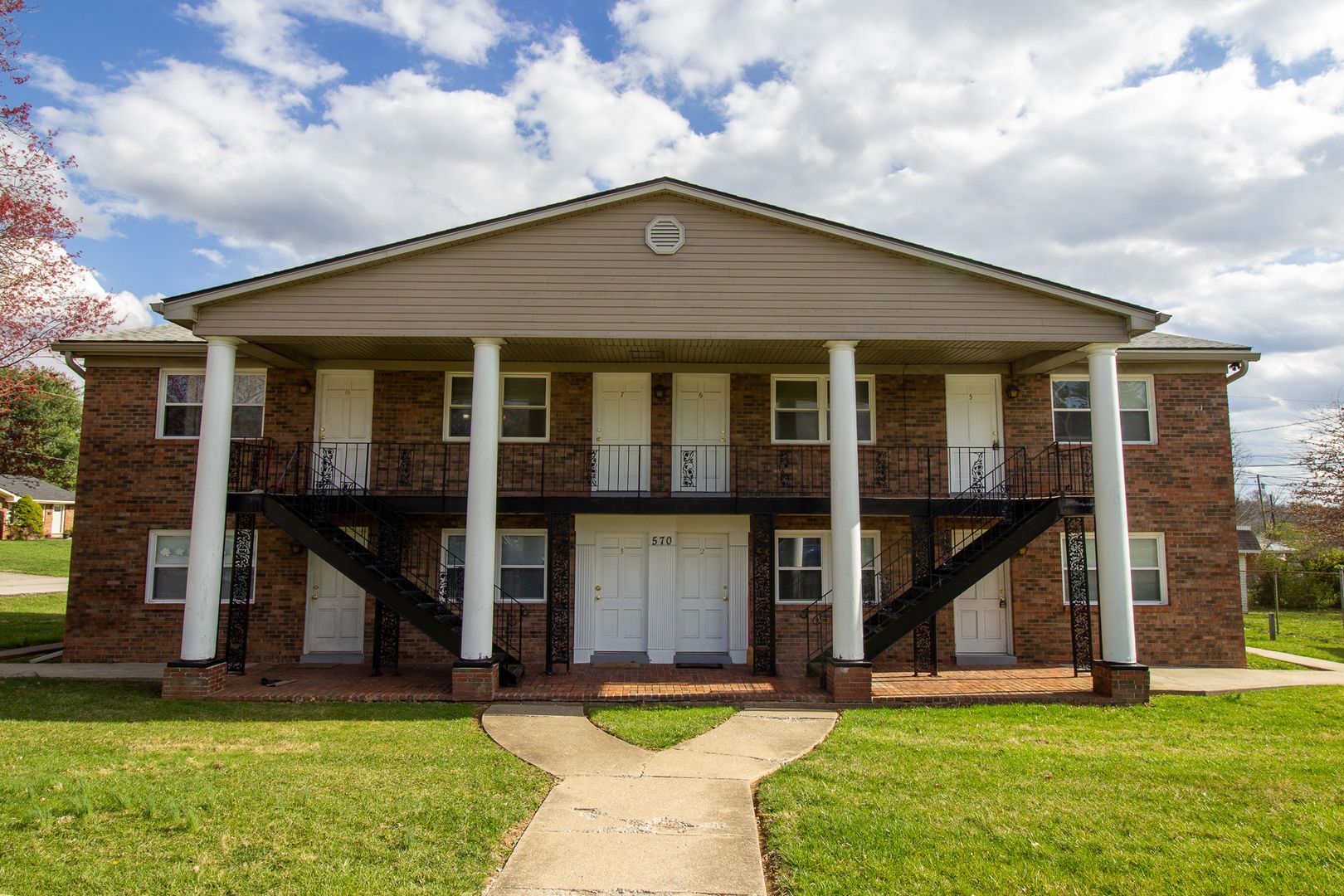 Mount Sterling Apartment: 578 Culpepper Ave