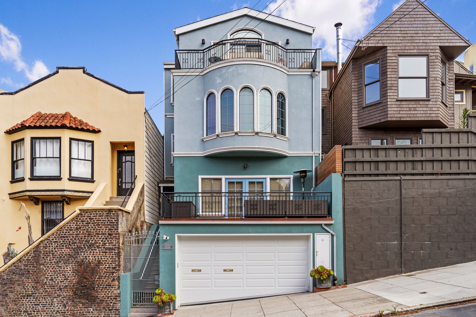 San Francisco Condo: 2319A 15th Street