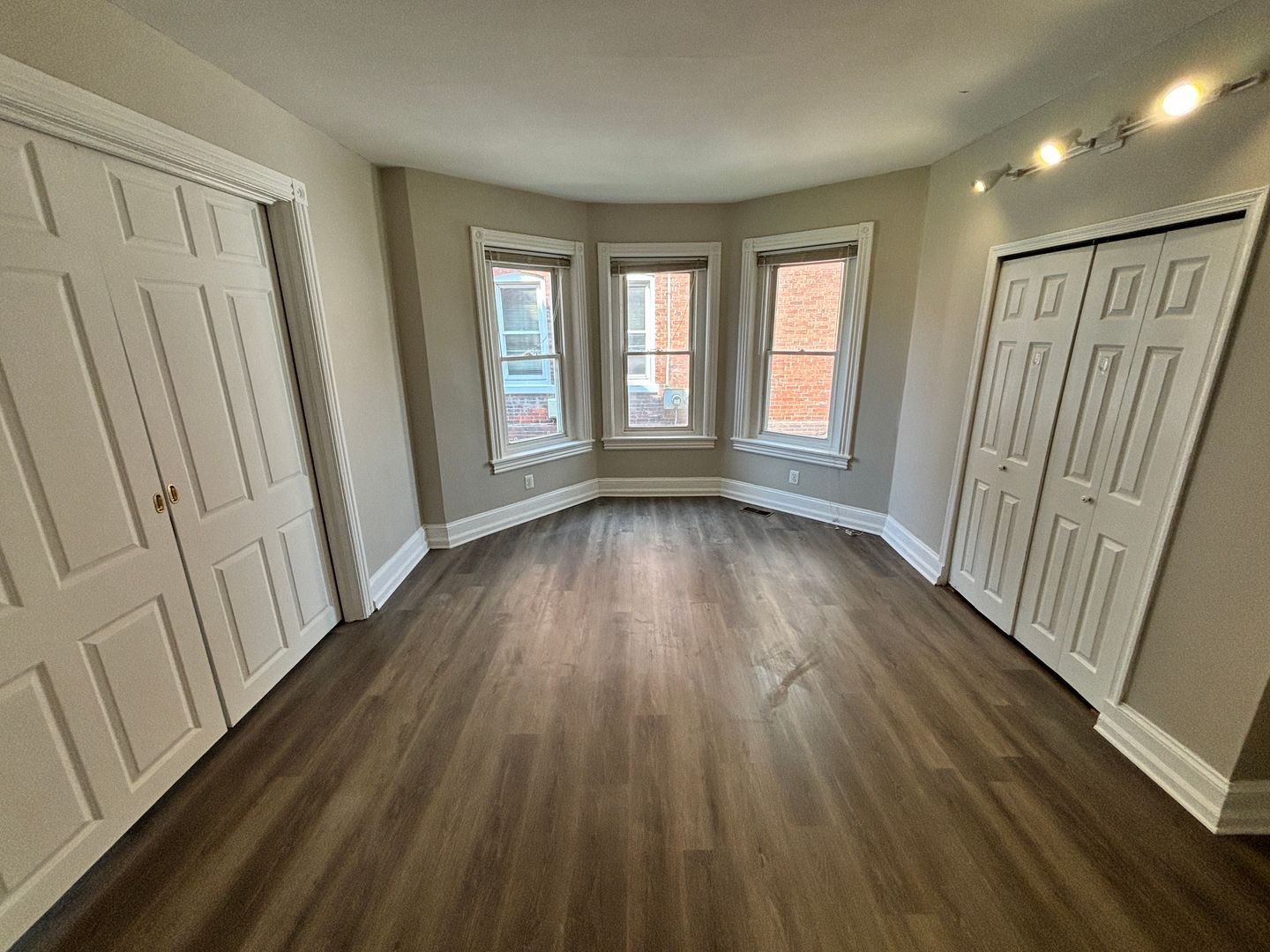 177 - 531 Walnut 