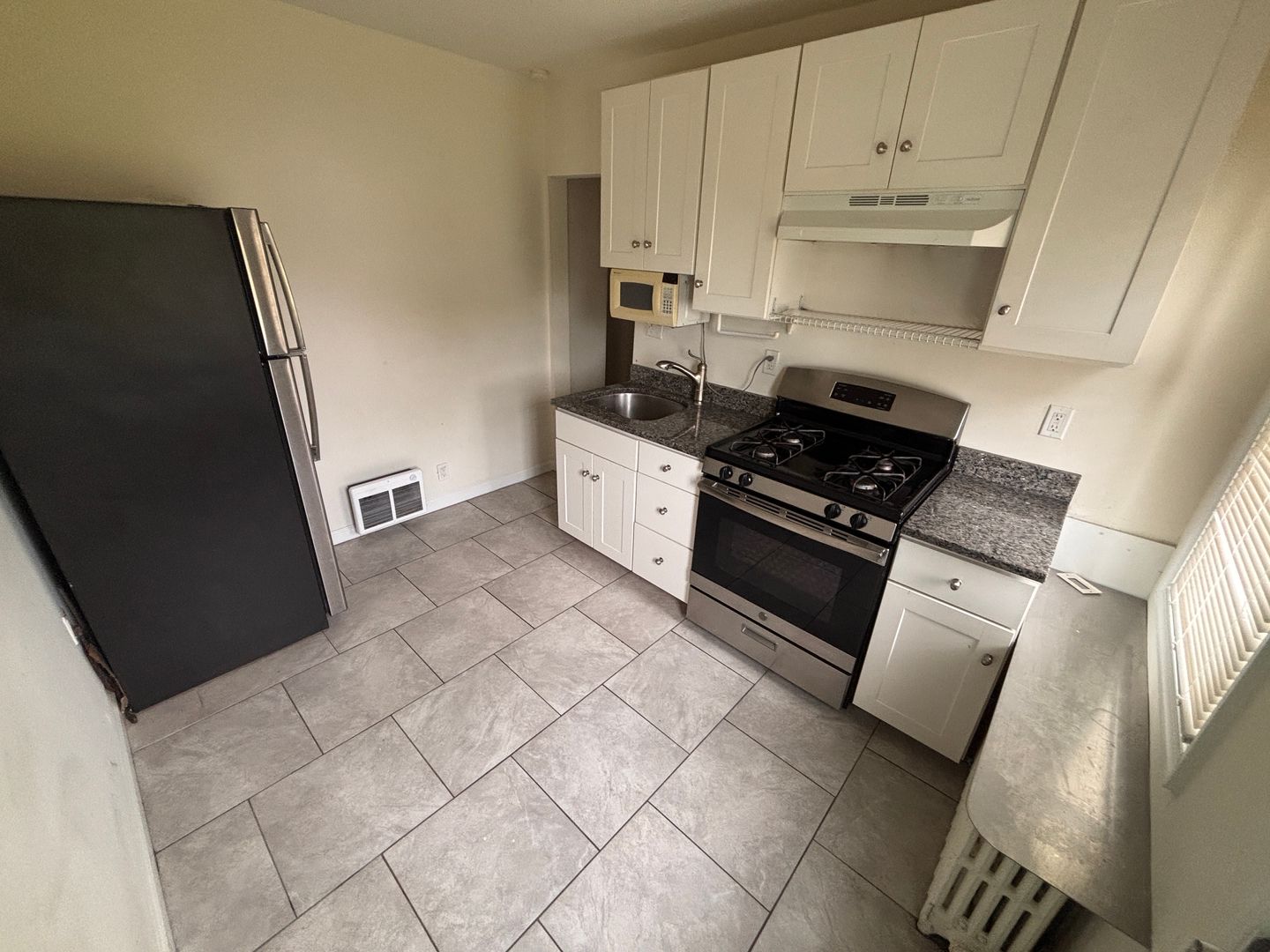Conshohocken Apartment: 213-215 West 6th Avenue